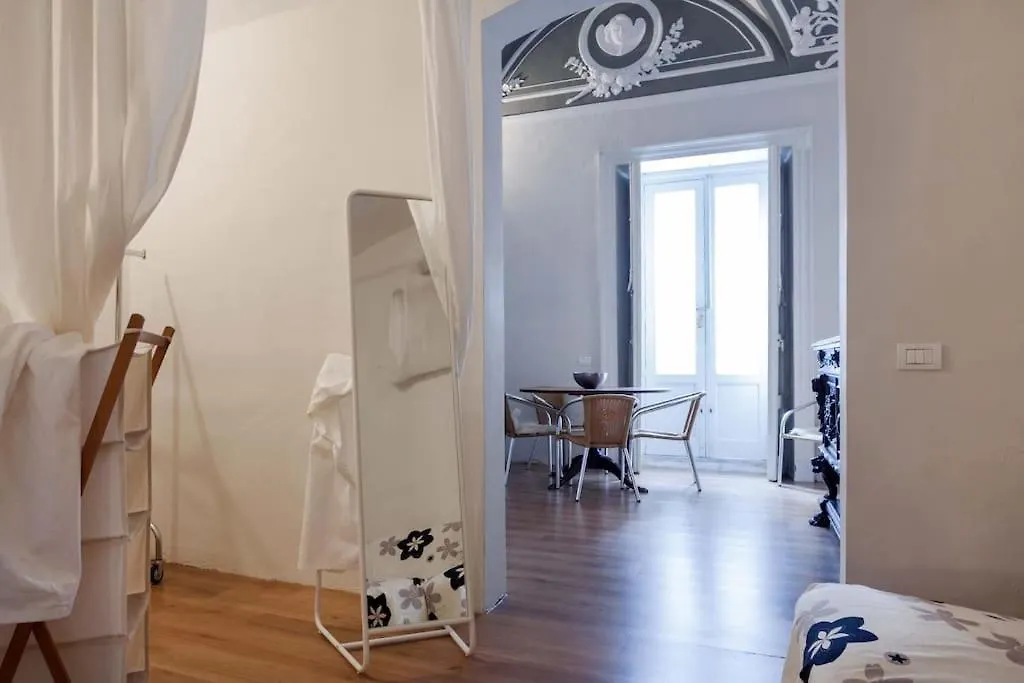 Loft Centro Ingresso Indipendente Giardino Privato Apartamento Catânia